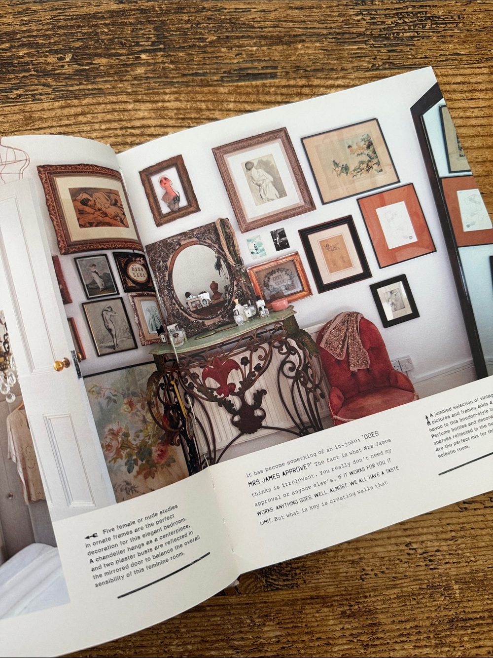 CREATIVE WALLS | Interior Design Book - Picture 2 of 15
